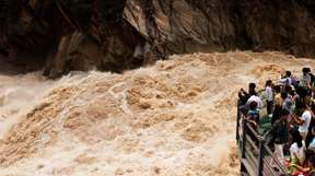 Day Excursion of Tiger Leaping Gorge, depart from Lijiang