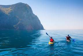 Pohatu Sea Kayaking & Scenic 4WD Safari from Akaroa | New Zealand