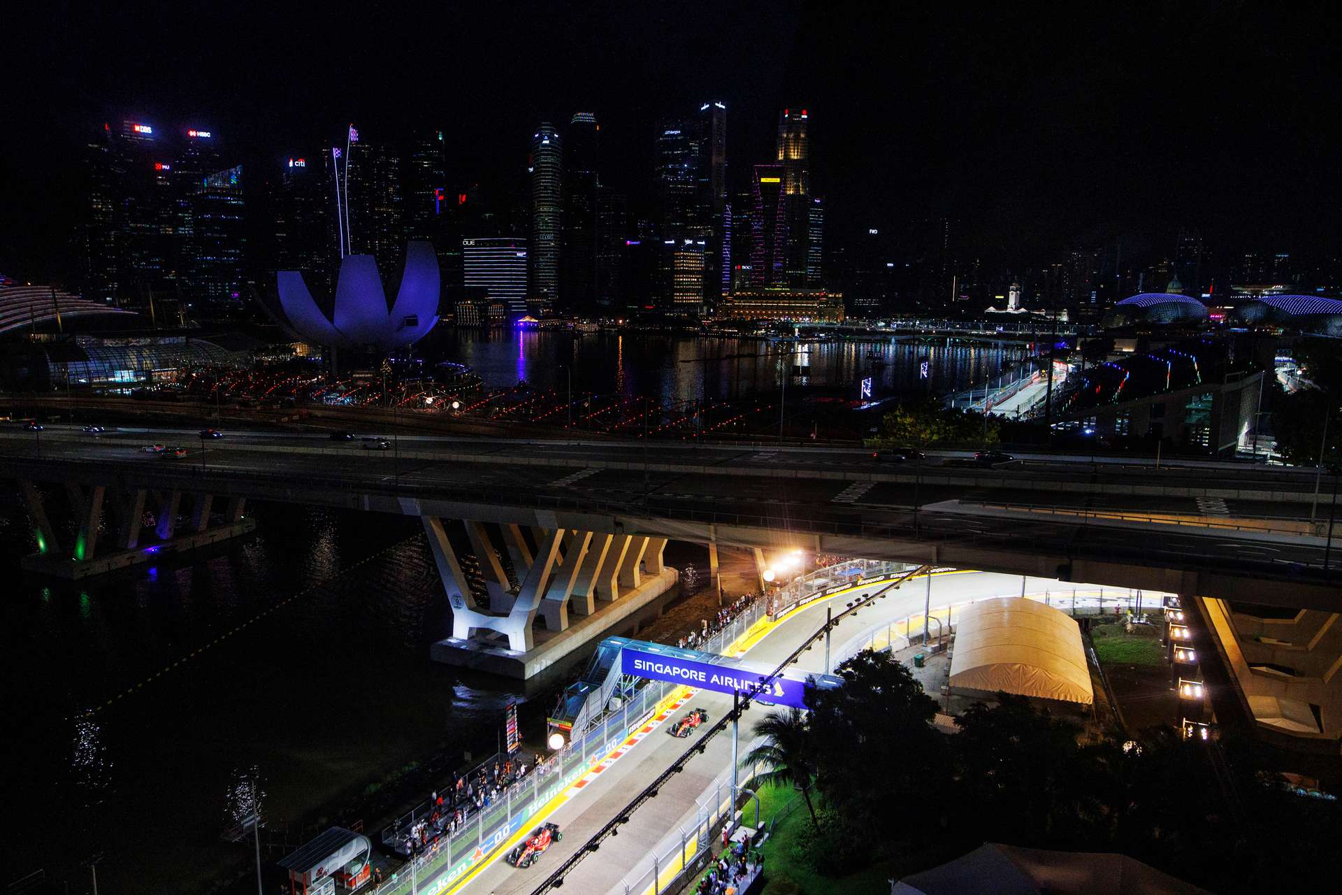 FORMULA 1 SINGAPORE AIRLINES SINGAPORE GRAND PRIX 2024 Start from Rp