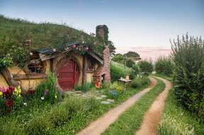 Hobbiton Movie Set Guided Tour 