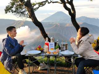 1D - Sarapan Romantis di Gunung Bromo, Rp 750.000