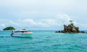 James Bond with Khai Islands or Hong Island Speedboat Day Tour 