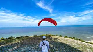 Beachfront Paragliding at Bukit Bubus