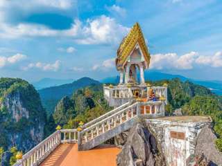 วัดถ้ำเสือ สระมรกต แช่น้ำอุ่นธรรมชาติที่กระบี่ - ทัวร์เต็มวัน (โดย TripGuru)