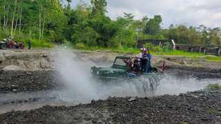 Jeep Lava Tour Merapi 