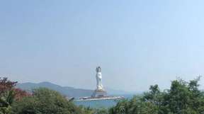 Private Day Tour in Sanya: Nanshan Cultural Tourism Zone and Luhuitou