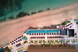 White Rock Beach Club, VND 777.635