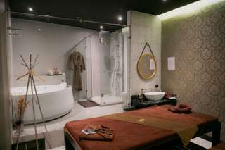 Grand Massage & Spa Experience at MBK Center in Bangkok