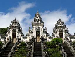 Instagram Tour: Gates of Heaven - Lempuyang Temple, Rp 1.040.250