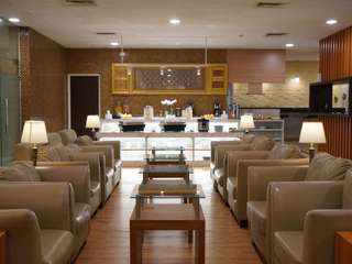 Saphire Lounge Sultan Mahmud Badaruddin II (PLM) by IAS Hospitality, SGD 9