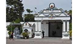 Private Royal Heritage Tour: Yogyakarta Palace, Watercastle, Sonobudoyo Museum, Rp 2.989.000