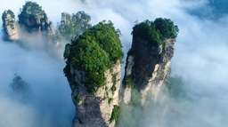 Zhangjiajie and Fenghuang 4 Days Private All-inclusive Tour with Private Car/Van, Rp 7.290.890