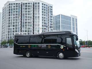 Xe trung chuyển giữa Hà Nội và Cát Bà