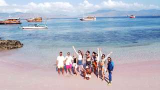 Sharing 1 day trip with wooden boat