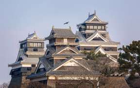 Kumamoto Castle, Aso Volcano, and Kurokawa Onsen Kyushu Tour from Fukuoka