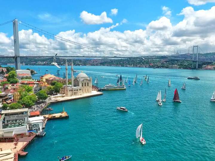 Bosphorus Bridge Camlica Hill And Dolmabahce Palace Tour In Istanbul Special Promotion At Traveloka Xperience