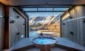 Bể bơi nước nóng Onsen Queenstown | Tân Tây Lan