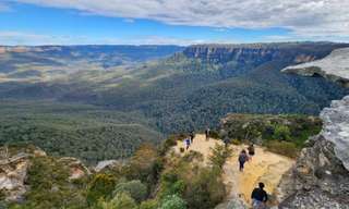Blue Mountains Full Day Tour with Waterfall Walk and Lunch