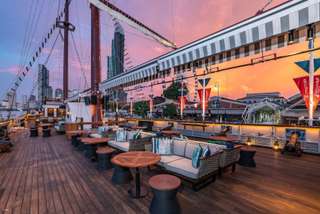 Upper Deck Dinner at Sirimahannop The Heritage | Bangkok