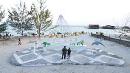 Derawan Islands Private Tour 3D2N Start Tanjung Batu 2 Pax, Rp 3.950.000