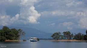 Nam Ngum Reservoir Tour from Vientiane