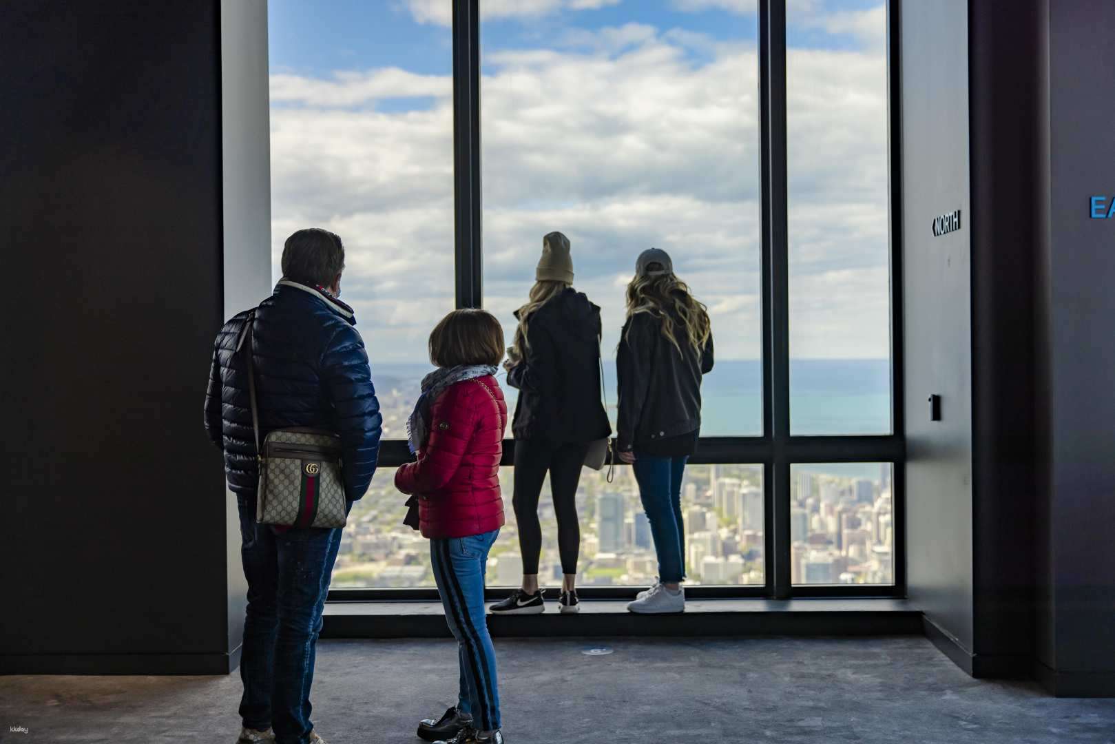 Skydeck Chicago Admission Tickets - Special Price 2023 at Traveloka