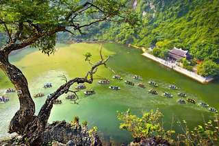 A Day in Bai Dinh and Trang An - 1 Day Tour