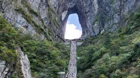 3-Day Zhangjiajie Private Tour: Forest Park, Avatar and Tianmen Mountian Basic/All-inclusive Tour