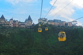 Danang Bana Hills round trip shuttle bus ticket 4