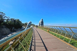 Danang Bana Hills round trip shuttle bus ticket 3