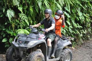 ATV di Ubud, VND 812.142