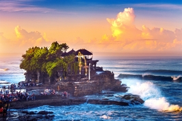 Tanah Lot Temple Sunset Bali Tour 3