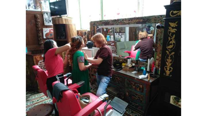 Perawatan Rambut Di Ups Ladies Salon Grogol