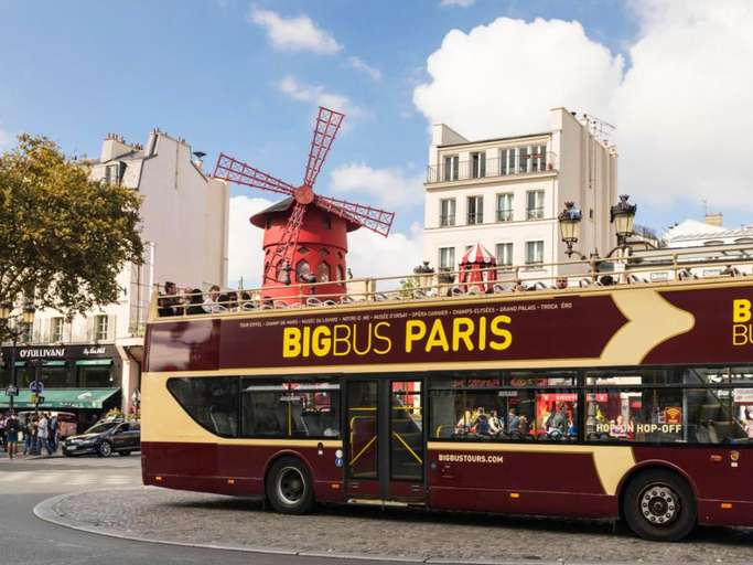 Big Bus Paris Hop On Hop Off Tour