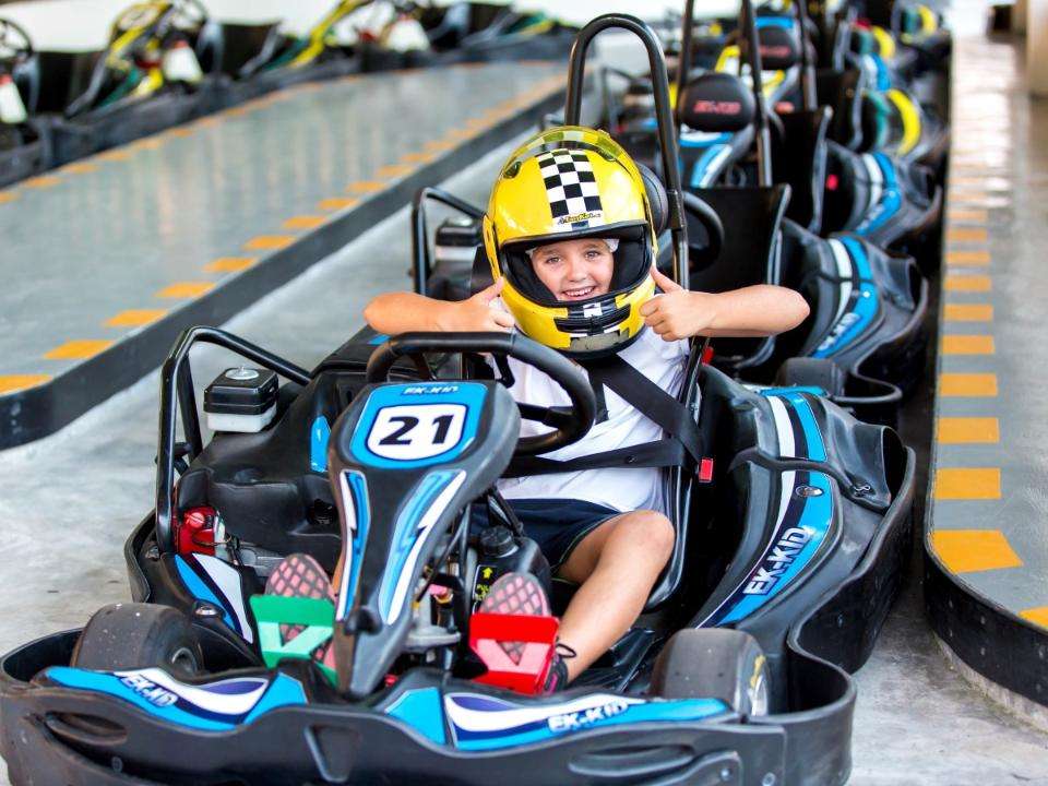 kids karting helmet