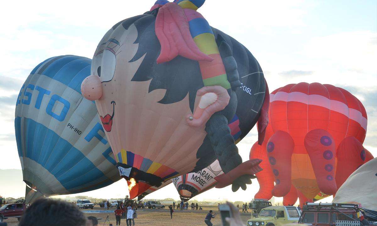 experience days hot air balloon