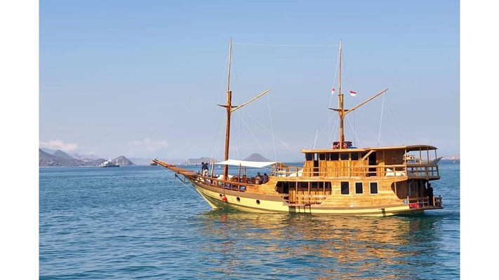 trip kapal labuan bajo