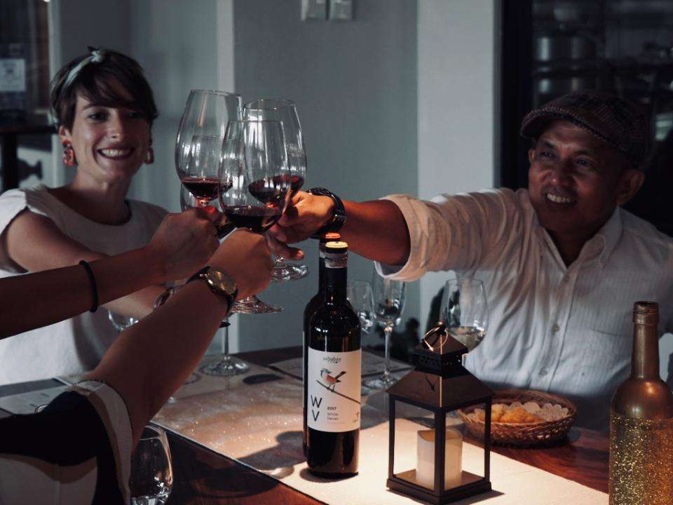 Wine Tour Tasting Di Sababay Winery 90 Menit Traveloka Xperience
