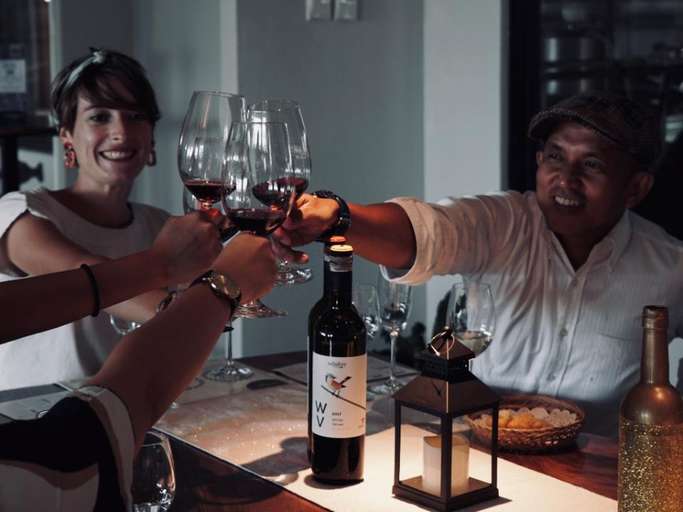 Wine Tour Tasting Di Sababay Winery 90 Menit Traveloka Xperience