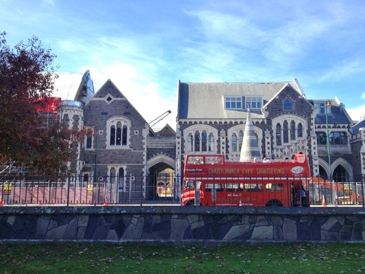 christchurch double decker bus city tour