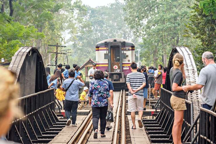 kanchanaburi safari park day tour