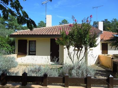 A louer à SEIGNOSSE, Agréable villa patio sur jardin  et fleu (ref:0249)