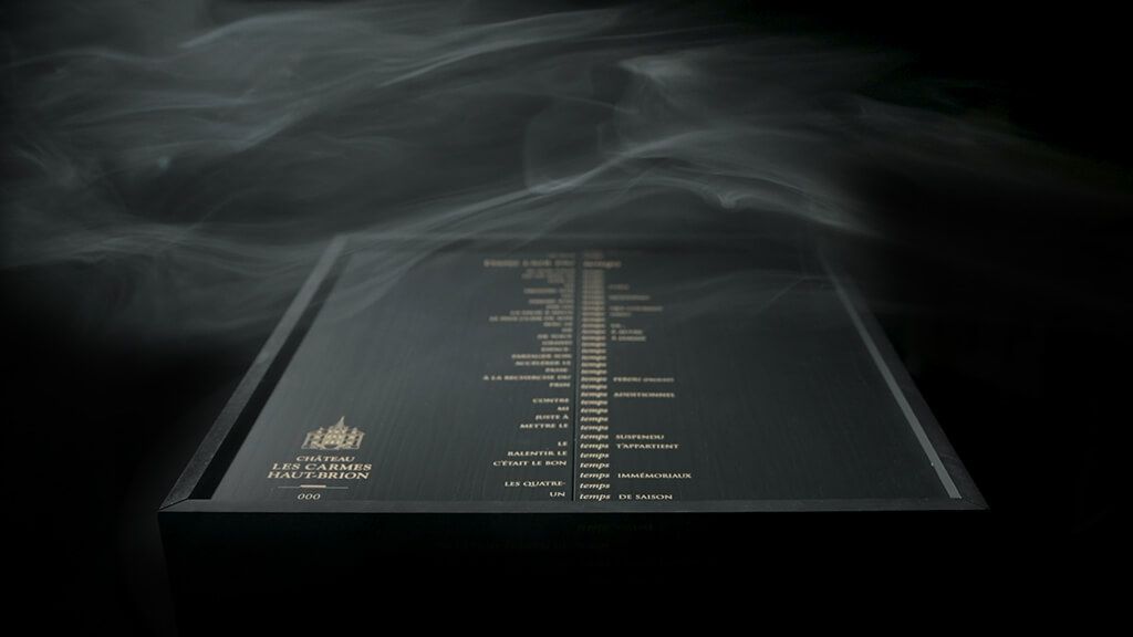 caisse exclusive, produite en édition limitée à 50 exemplaires, du Château Les Carmes Haut-Brion