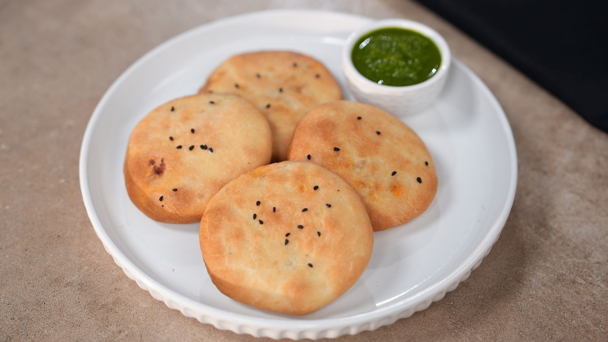 Chicken Keema Kulcha