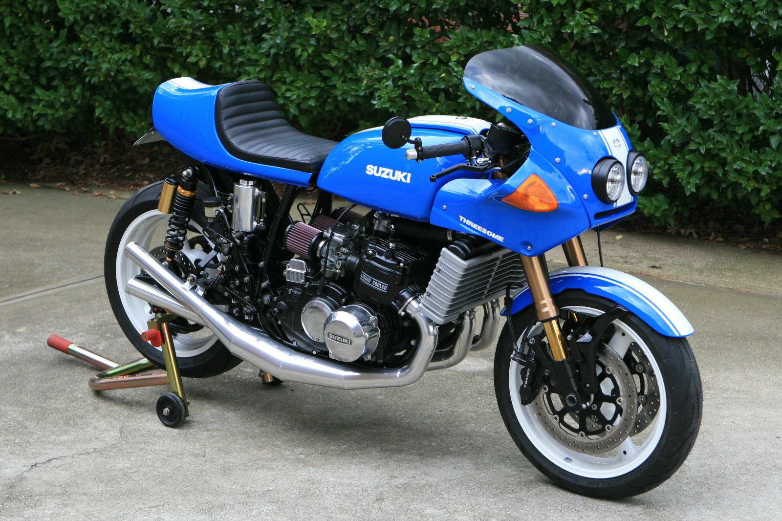 gt 750 suzuki