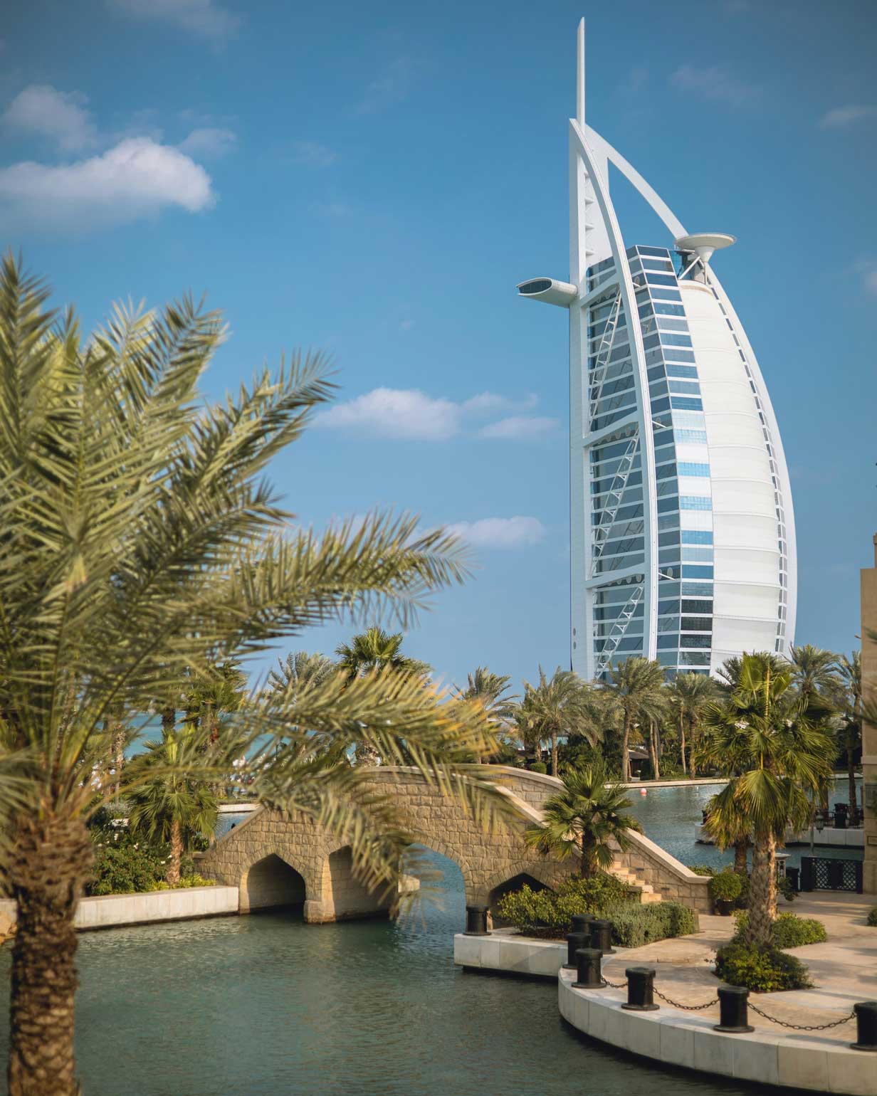 Dubai Burj Al Arab Luxury Resort City Mural Wallpaper — image 2 of 2