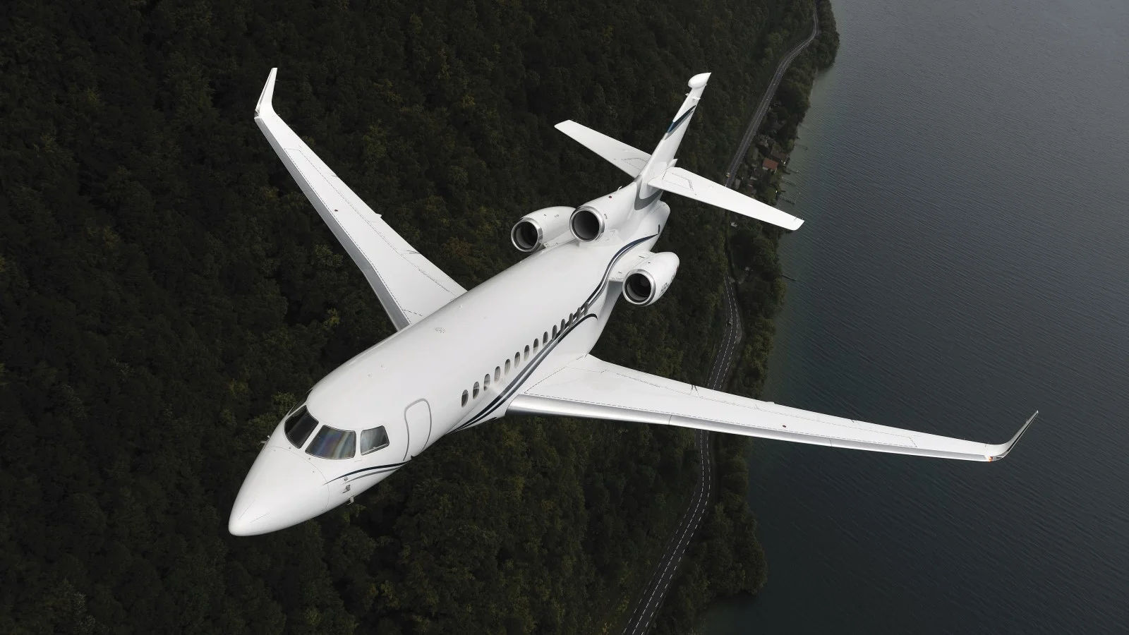 Dassault Aviation Falcon 7X aircraft in flight