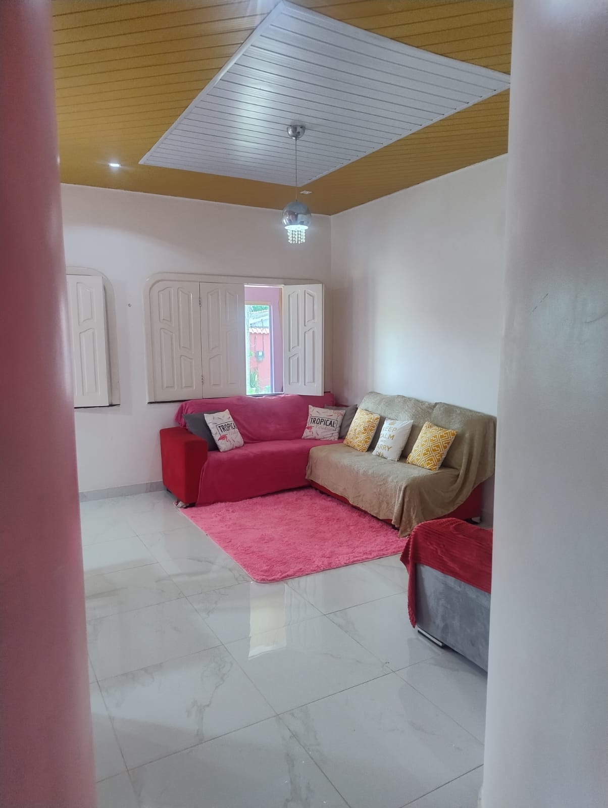 Imagem 18 de 🏡 Casa Espaçosa e Completa no Centro de Almeirim – R$ 650.000