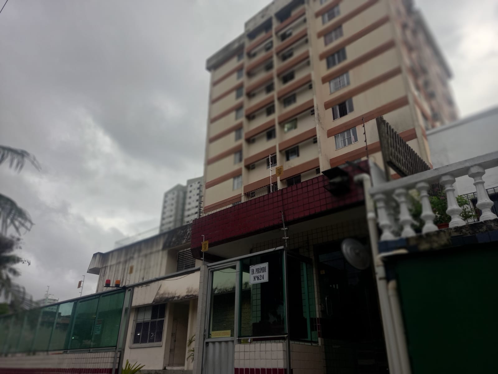 🏢 Apartamento Espaçoso na Pedreira (100m²) – Av. Pedro Miranda