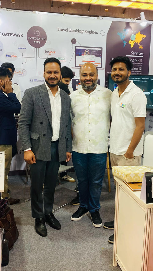Owner of Jai Gurudev Travels visited CRMtravel's stall at SATTE 2025 to meet with the team